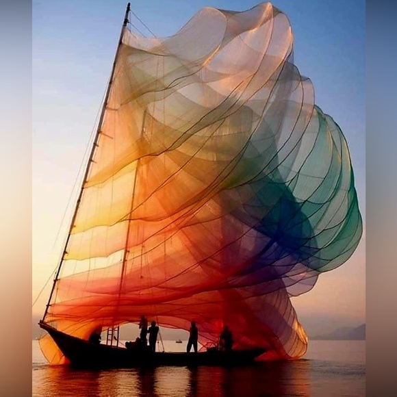 There comes a day, somewhere in the middle of every woman’s life - Picture 2 of 3